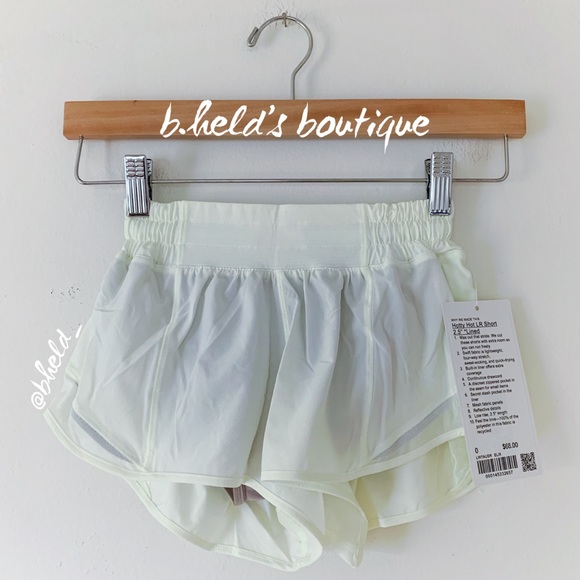 lululemon Hotty Hot Low-Rise Lined Short 2.5" in Elixir Yellow Green Sz0 New NWT - Picture 1 of 13